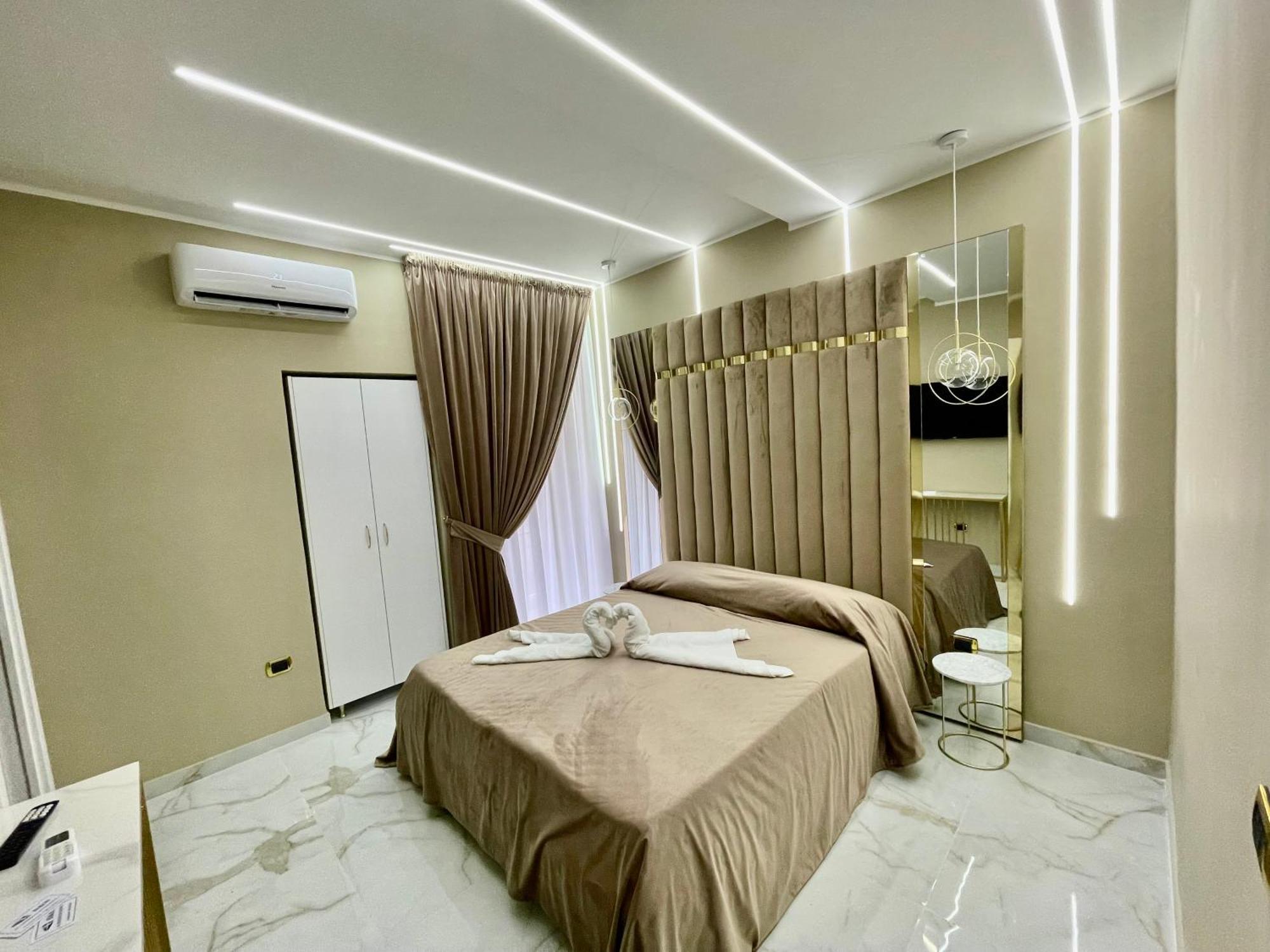 Bed and Breakfast Al Binario Di Napoli Экстерьер фото